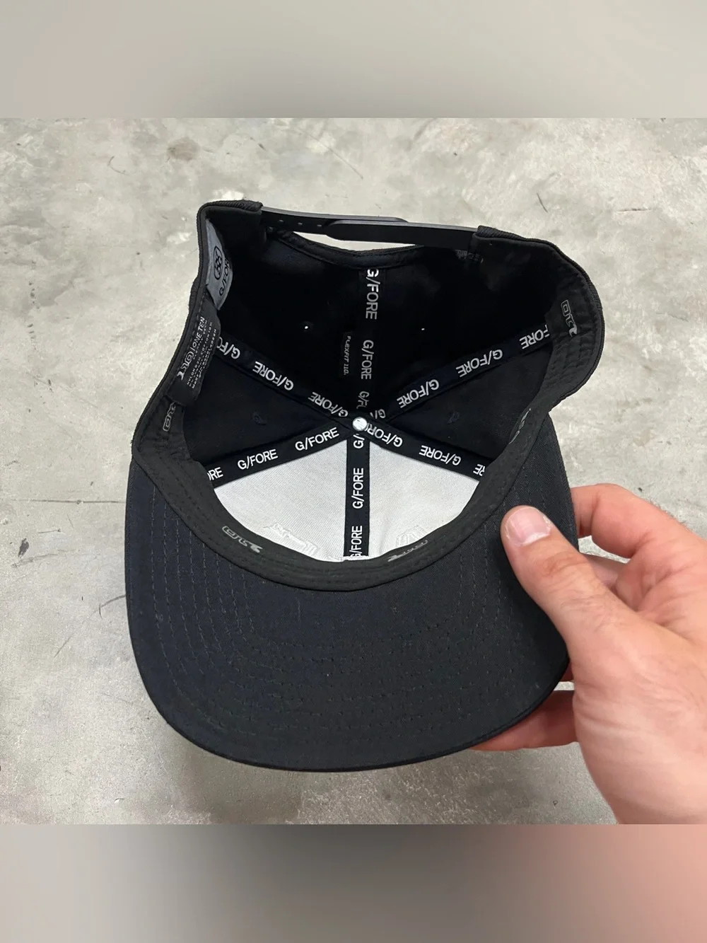 G/Fore GFore G4 Snap Back Golf Baseball Hat Cap Black White Embroidered ACC